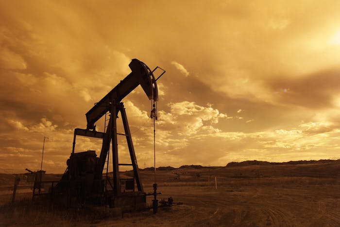 Oil rig maintenance operations